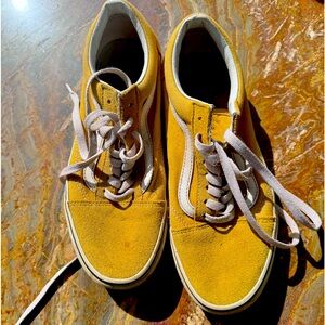 OLD SKOOL OFF THE WALL VANS SNEAKERS